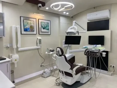 best-dental-clinic-in-karachi-1-1024x768_1_11zon